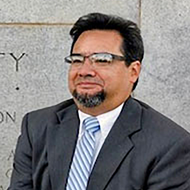 Profile photo of Robert Salinas
